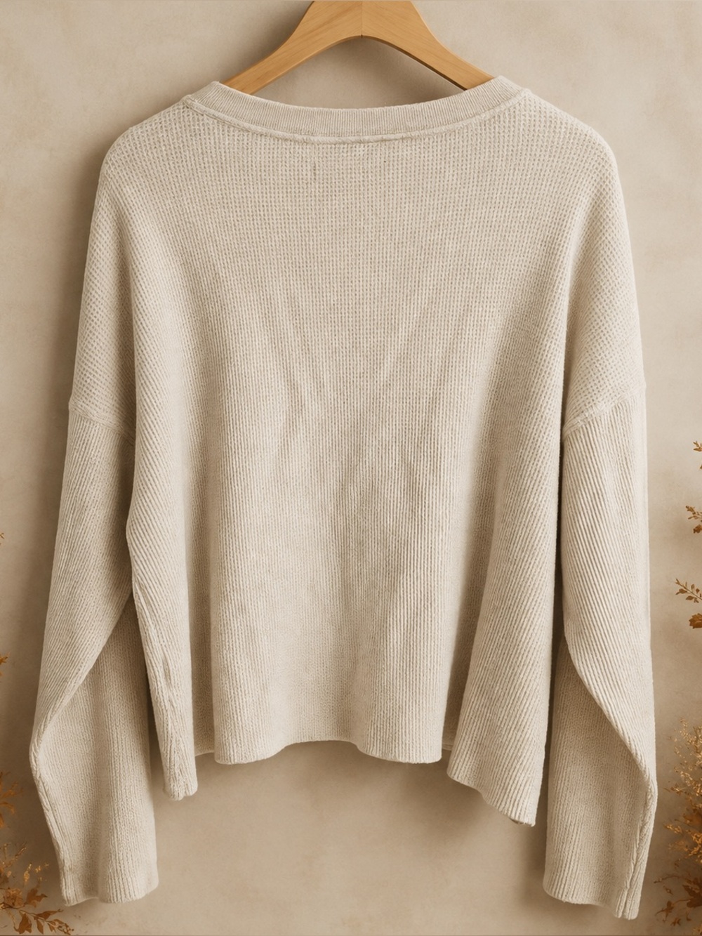 Abercrombie & Fitch Medium Women's Off-White Crew Neck Sweater - Picture 2 of 3